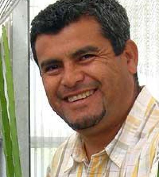 Dr. Ramiro Lobo